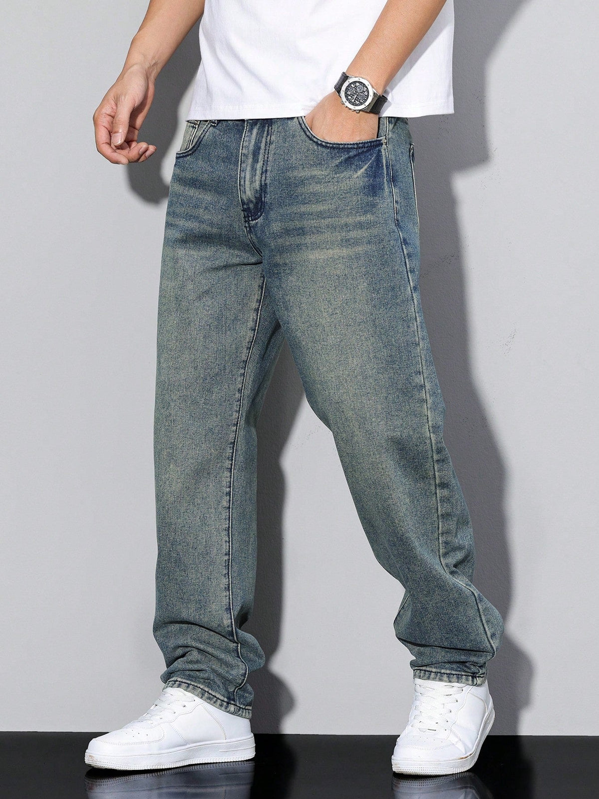 Men denim jeans relaxed fit straight leg in multiple colors