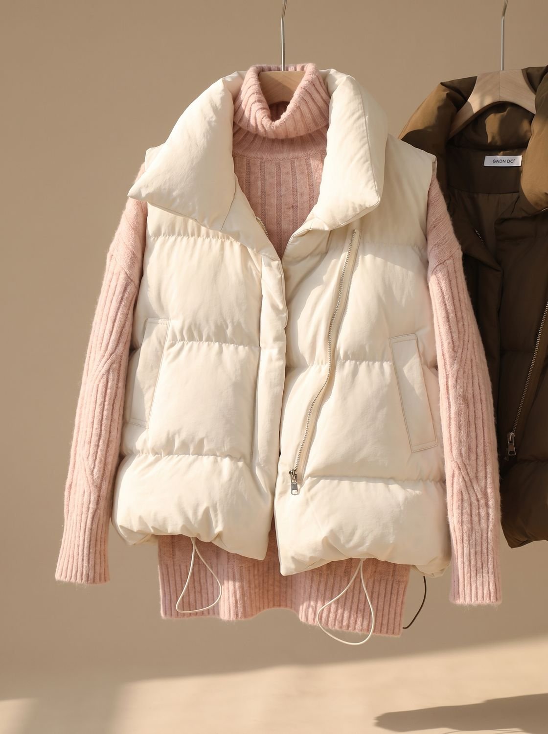 Women quilted vest bodywarmer with shawl collar and boxy fit