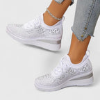 Women orthopedic sneakers with wide toe box and arch support
