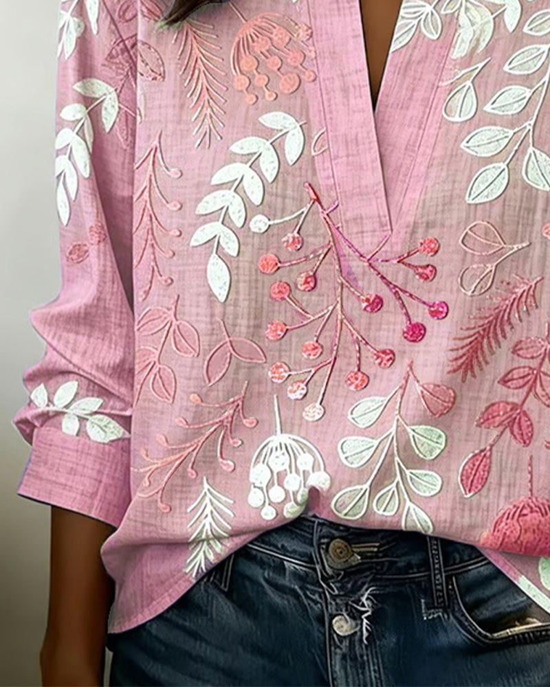 Women's floral blouse with V-neck, lightweight pastel print, spring summer