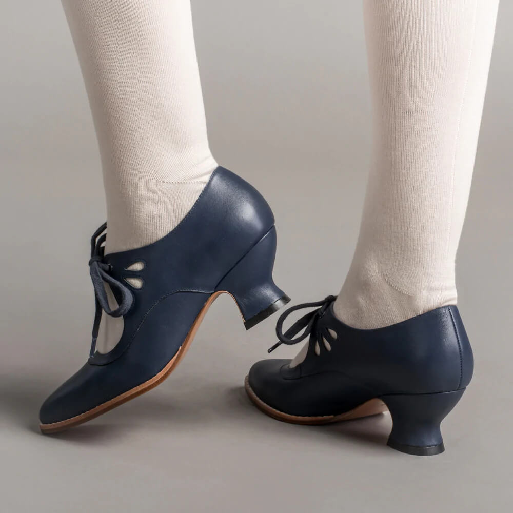 Women's orthopedic heels with full-foot support, wide and narrow fit, available in multiple colours