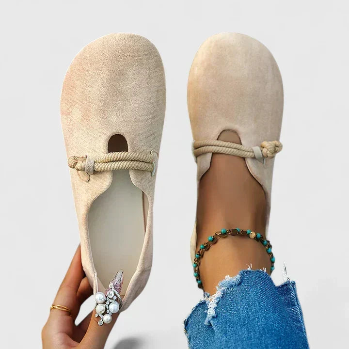 Women orthopedic lace loafers flat round toe in beige and black