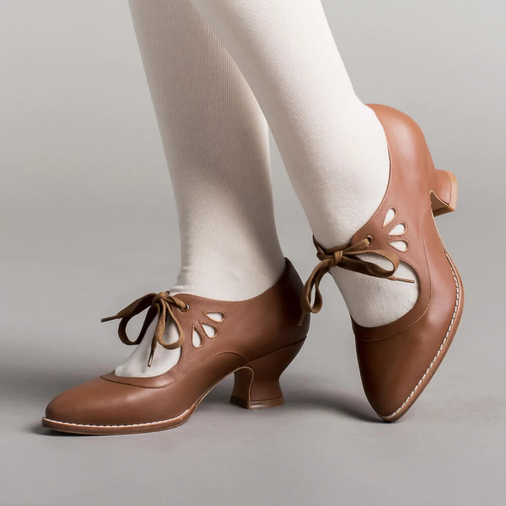Women's orthopedic heels with full-foot support, wide and narrow fit, available in multiple colours