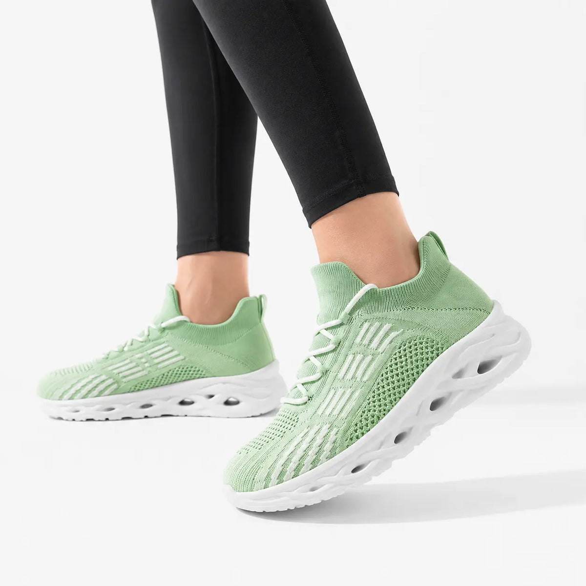 Walking sneakers wide toe box orthopedic flexible sole lace-up, available in 6 colours