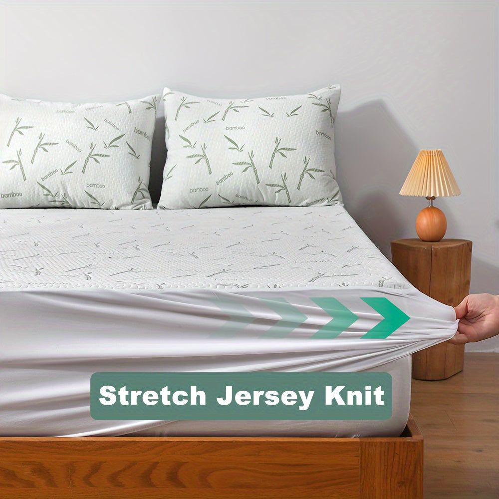 Bamboo mattress protector with cooling 3D air layer and breathable surface