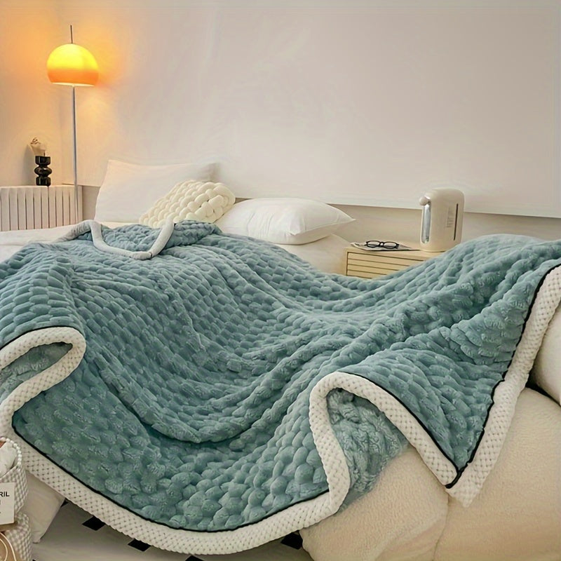 Microfiber blanket soft lightweight stripe design for couch bed and travel all seasons