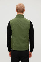 Men sleeveless bodywarmer with high collar in dark green lightweight gilet