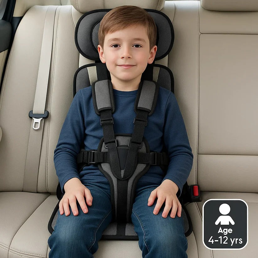 Portable child car seat with 5-point harness, foldable and lightweight for travel