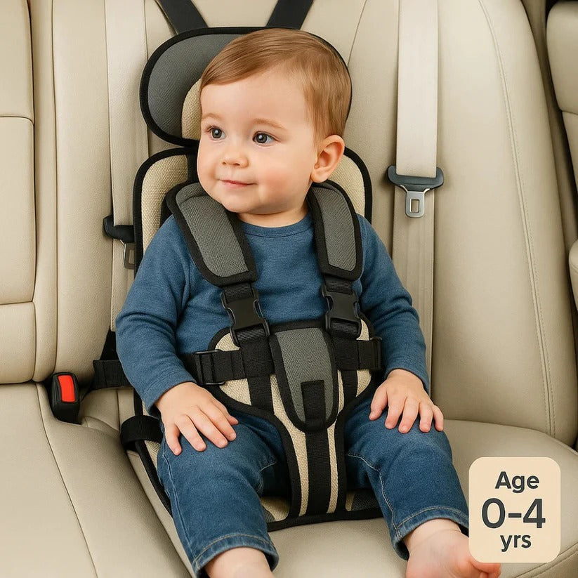 Portable child car seat with 5-point harness, foldable and lightweight for travel