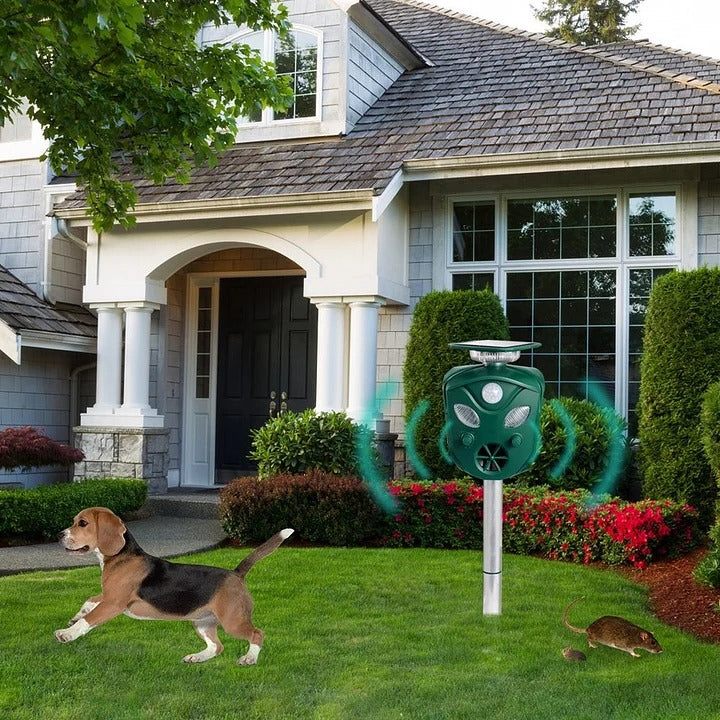 Solar animal repeller 360 degree ultrasonic motion sensor IP44 outdoor