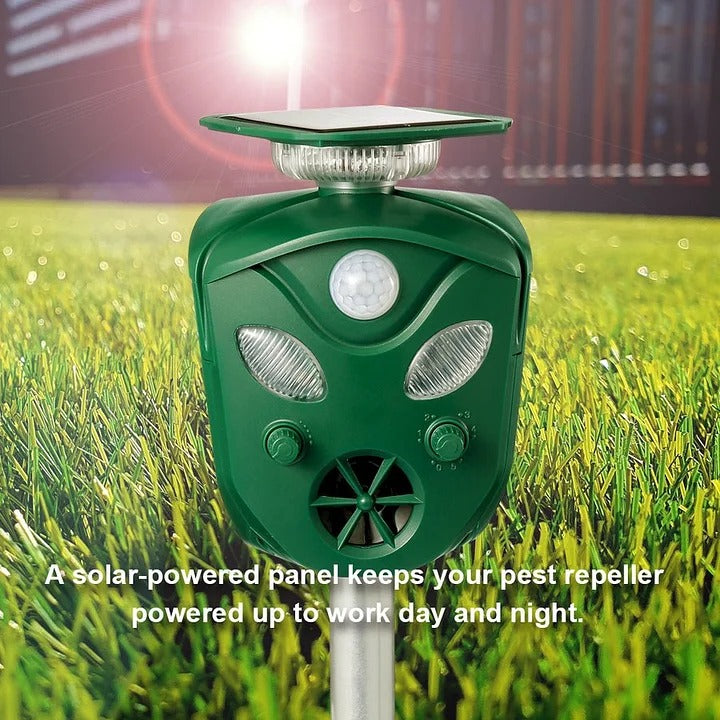 Solar animal repeller 360 degree ultrasonic motion sensor IP44 outdoor