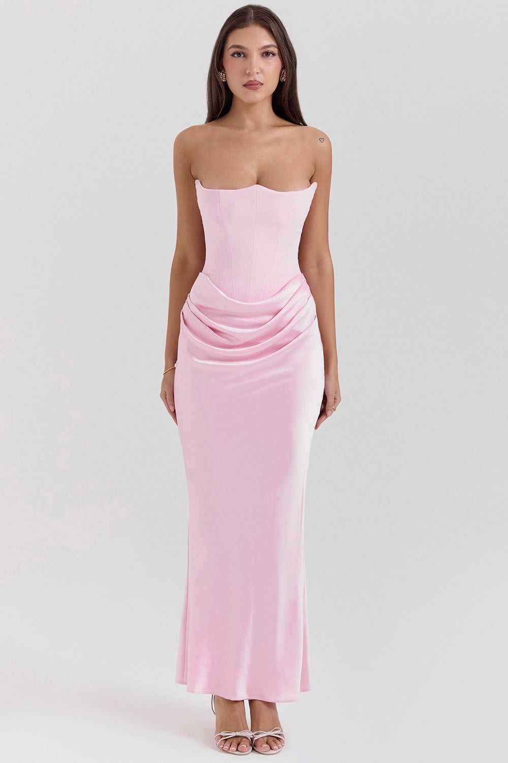Women's off-shoulder corset mini dress with sweetheart neckline, figure-hugging party style