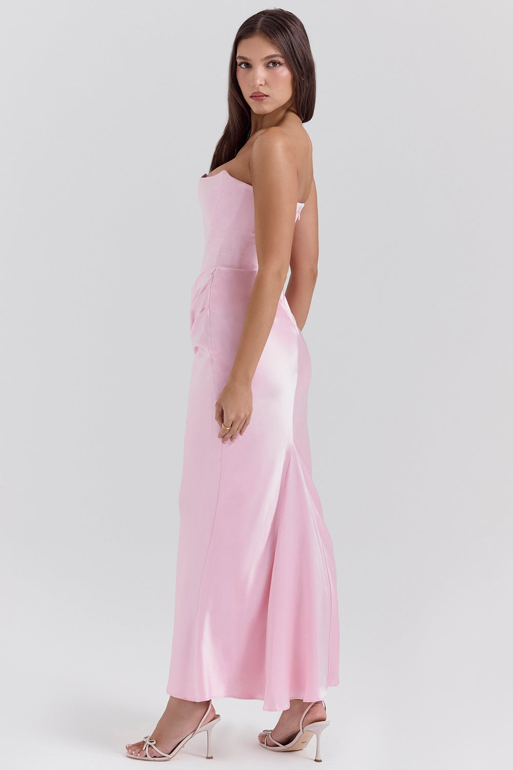 Women's off-shoulder corset mini dress with sweetheart neckline, figure-hugging party style