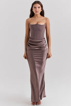 Women's off-shoulder corset mini dress with sweetheart neckline, figure-hugging party style