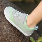 Kids barefoot sneakers breathable lightweight with anti-slip rubber sole