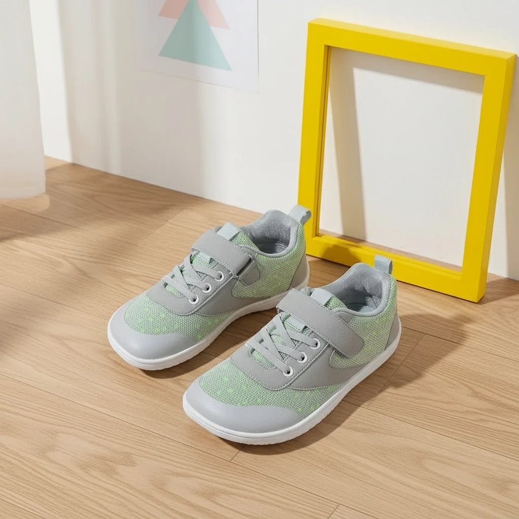 Kids barefoot sneakers breathable lightweight with anti-slip rubber sole