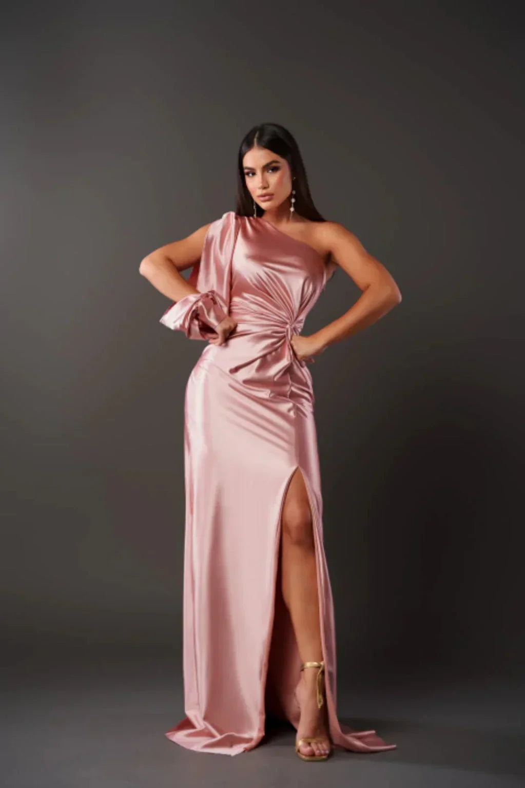 One-shoulder satin maxi evening dress with high slit and ruched draping