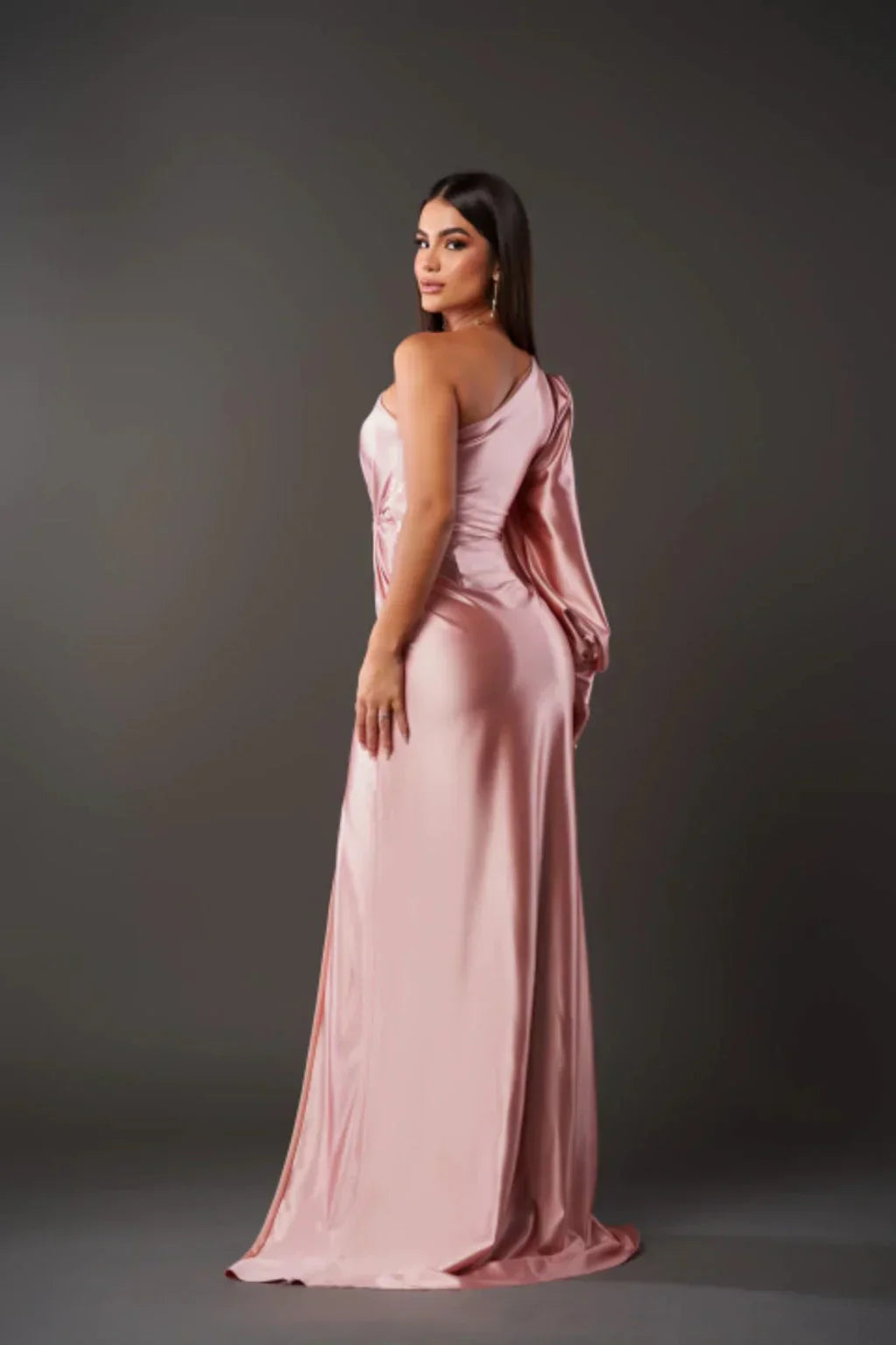 One-shoulder satin maxi evening dress with high slit and ruched draping