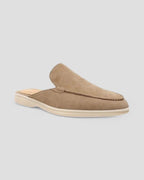 Men slip-on loafers in versatile colours, lightweight casual dress shoe