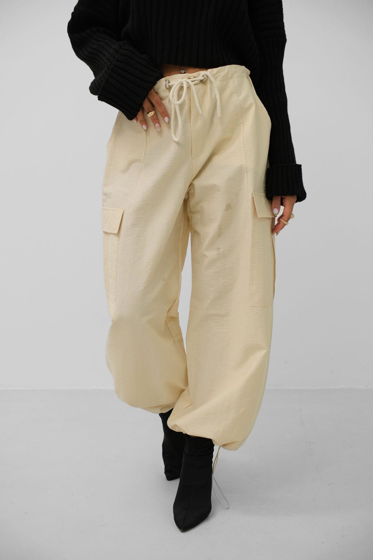 Women's cargo joggers in yellow, relaxed fit with cargo pockets