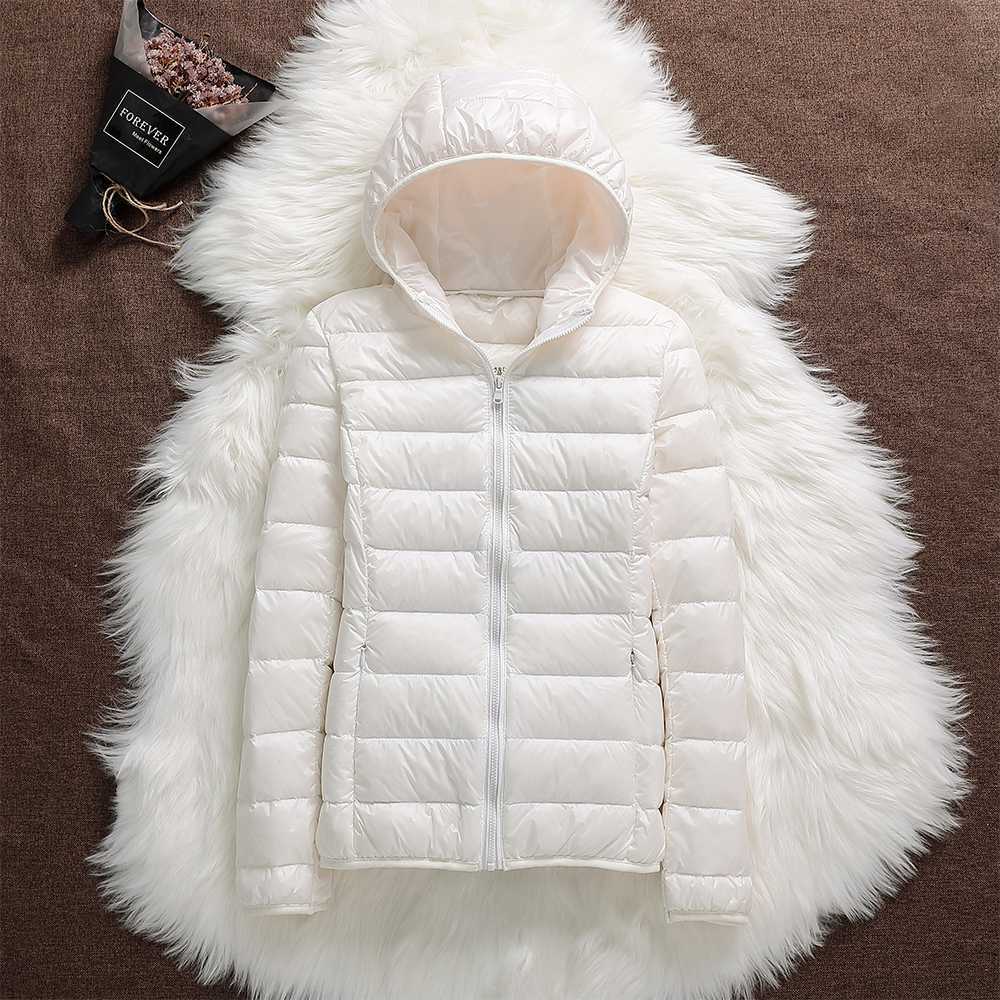 Women waterproof lightweight jacket with removable adjustable hood