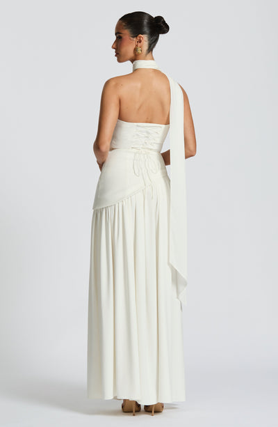 Women's strapless maxi dress with leg slit and flowy skirt, formal evening wear