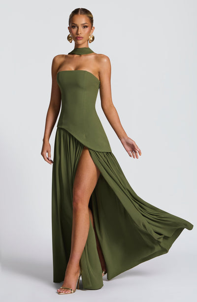 Women's strapless maxi dress with thigh slit and flowy skirt, formal evening style