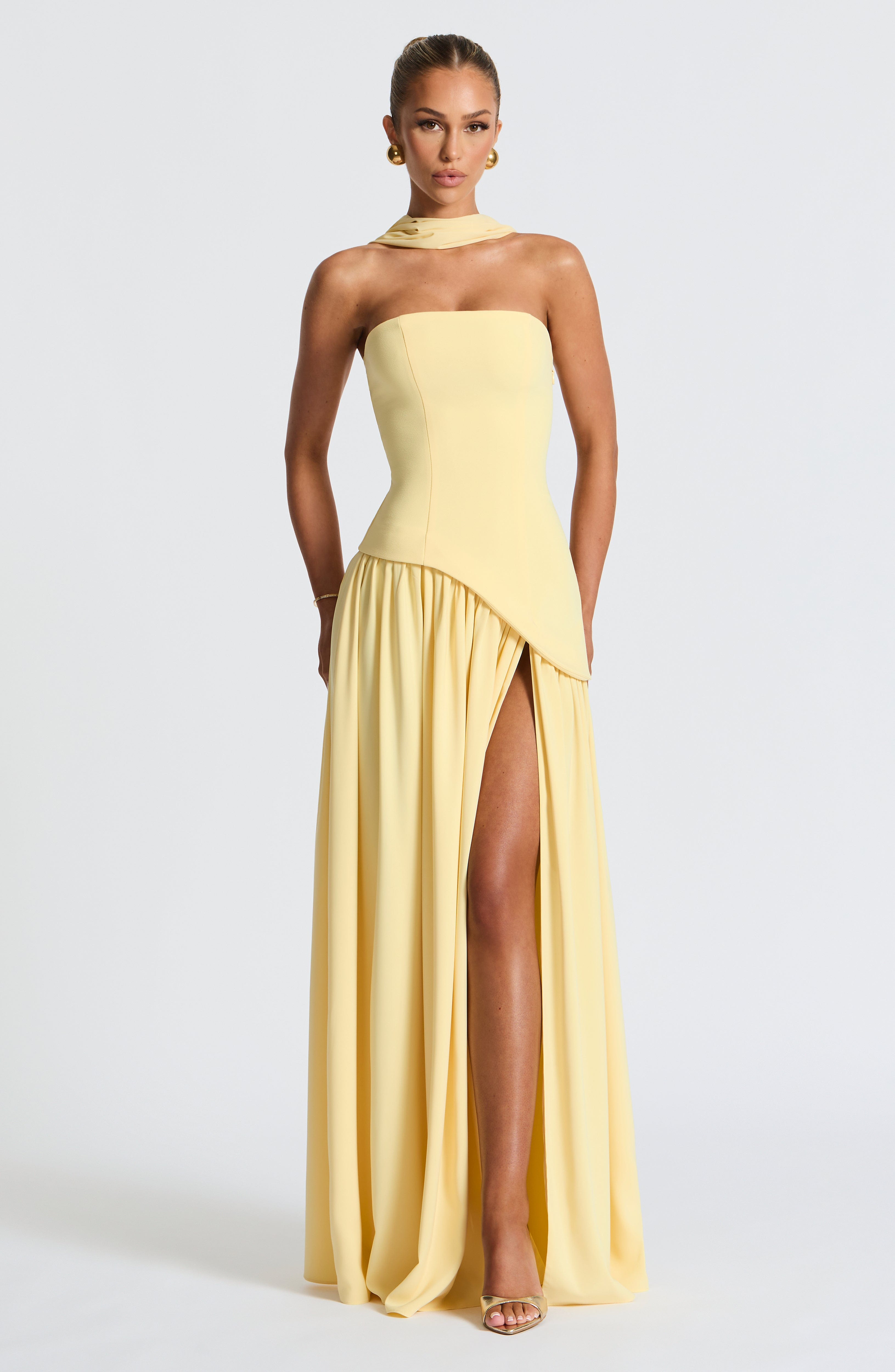 Women's strapless maxi dress with leg slit and flowy skirt, formal evening wear