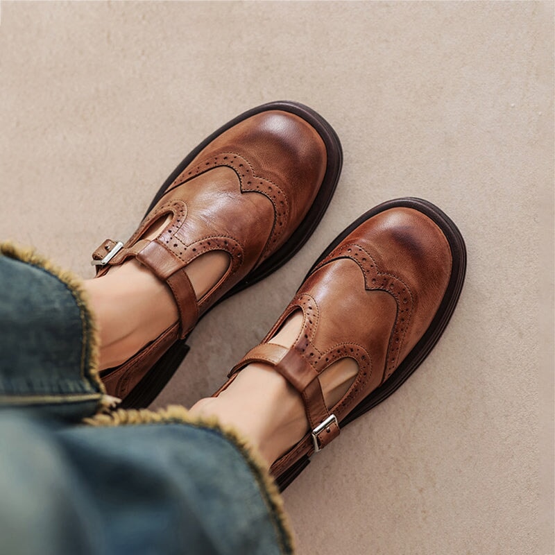 Mary Jane shoes brogue T-strap sheepskin upper in brown and black