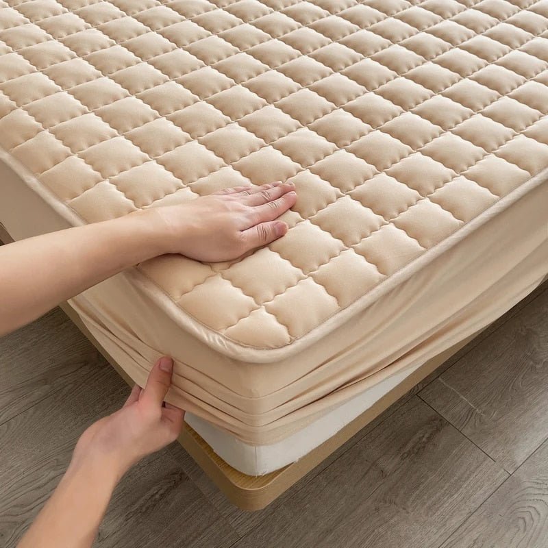 Waterproof mattress protector breathable machine washable universal fit all sizes