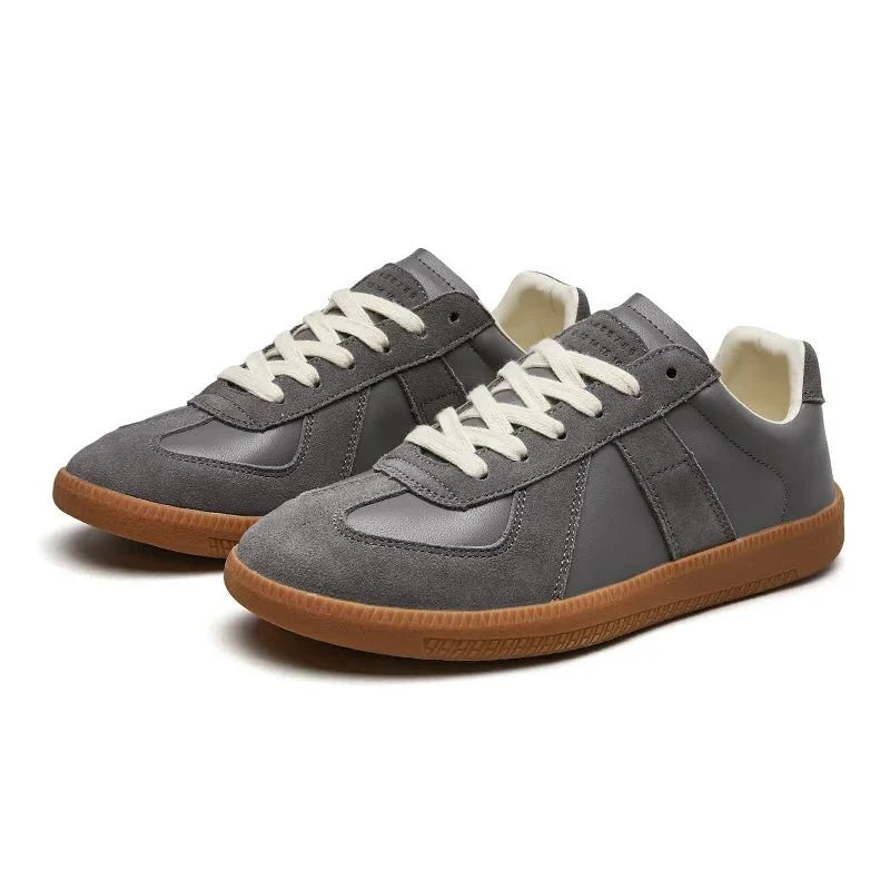 Men's retro sneakers with thick sole, lightweight and breathable casual design