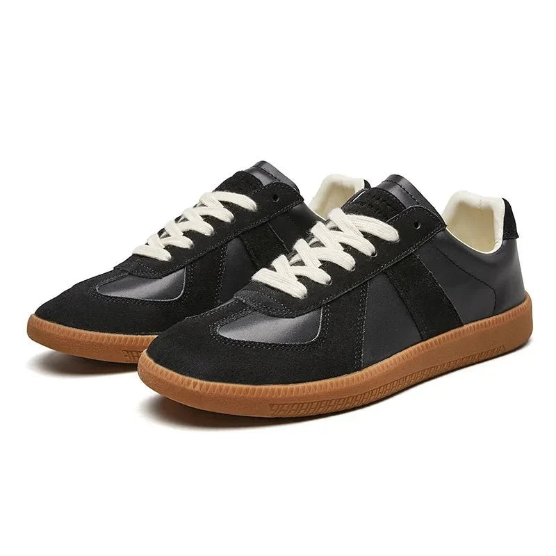 Men's retro sneakers with thick sole, lightweight and breathable casual design