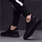 Men's breathable mesh sneakers lightweight lace-up flexible sole casual athletic