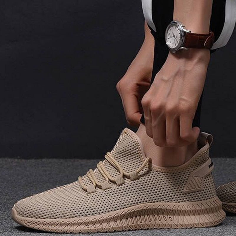 Men's breathable mesh sneakers lightweight lace-up flexible sole casual athletic