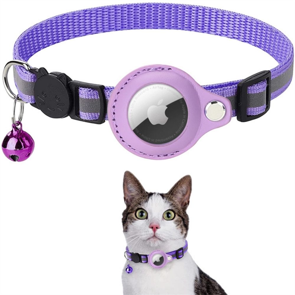 Cat GPS tracker collar with reflective design and quick release closure