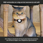 Cat GPS tracker collar with reflective design and quick release closure