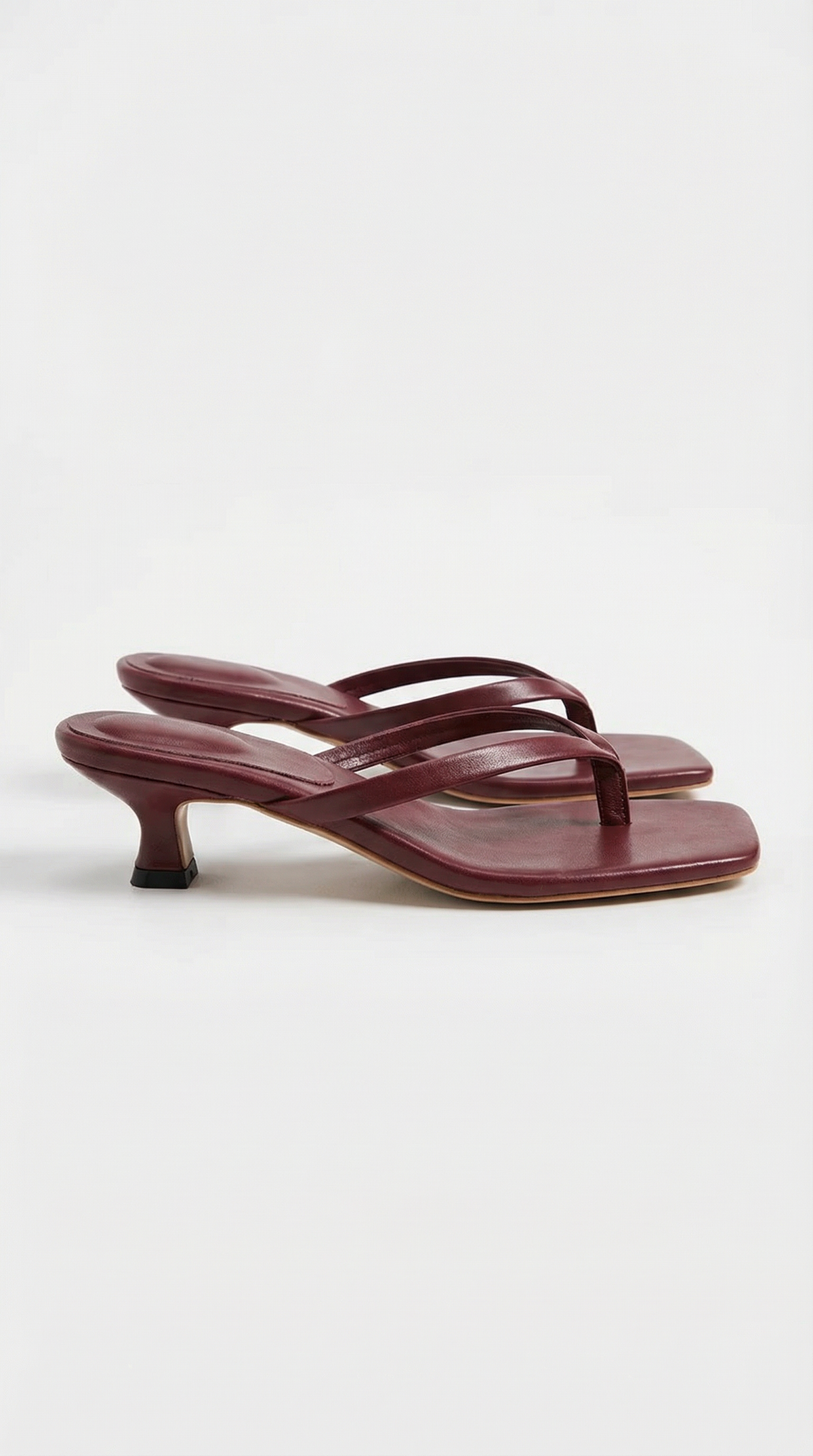 Women's low heel sandals open toe casual summer strappy design