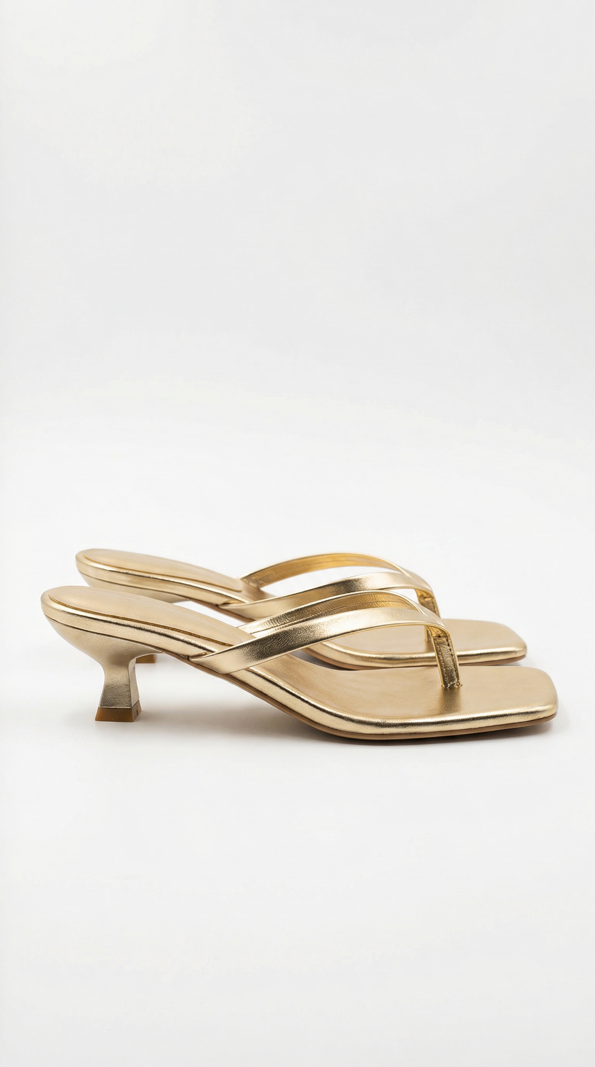 Women's low heel sandals open toe casual summer strappy design