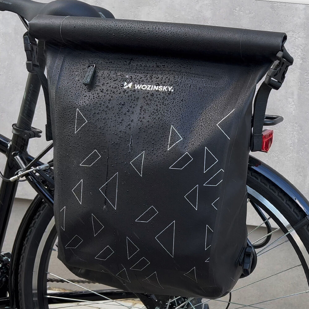 3-in-1 bike rack bag waterproof pannier and backpack 23L with reflective accents