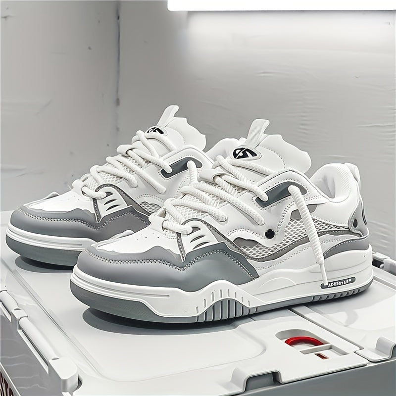 Men's chunky sneakers with thick sole in urban casual style