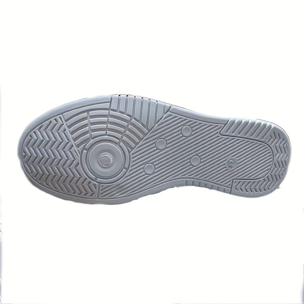 Men's chunky sneakers with thick sole in urban casual style