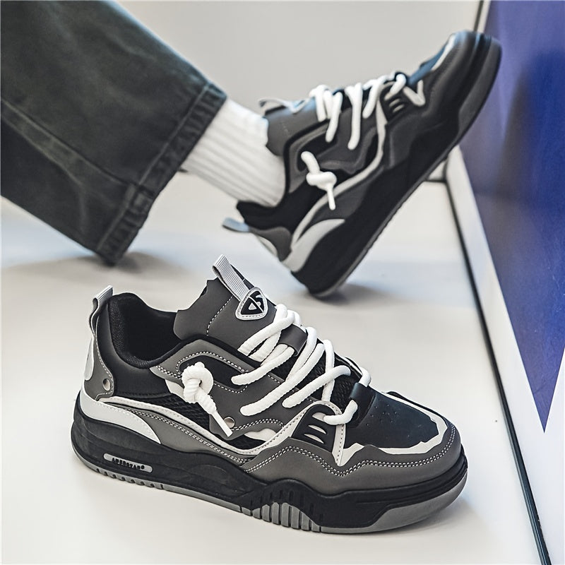 Men's chunky sneakers with thick sole in urban casual style