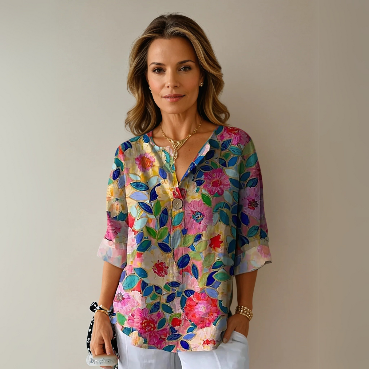 Women's floral blouse V-neck short sleeve relaxed fit summer top