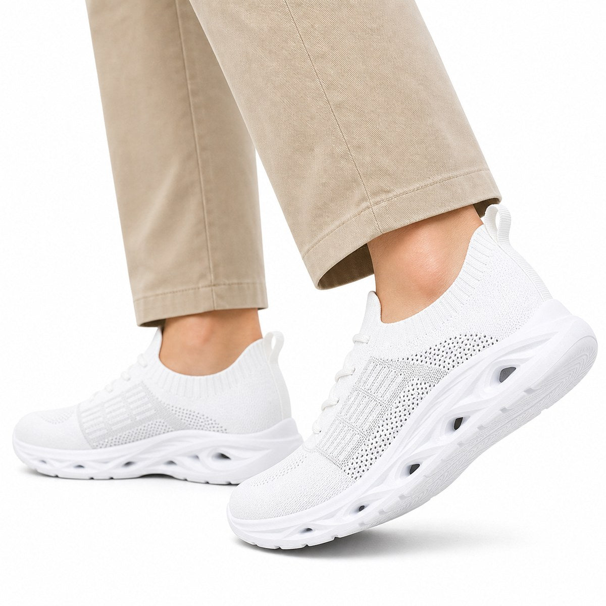 Walking sneakers wide toe box orthopedic flexible sole lace-up, available in 6 colours