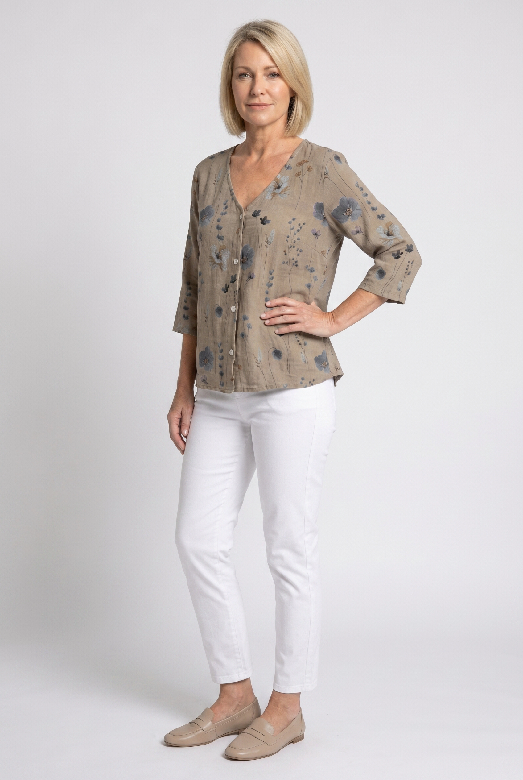 Women floral blouse V-neck three-quarter sleeves relaxed loose fit