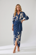 Women's wrap maxi dress with leaf print, collared V-neckline and long sleeves
