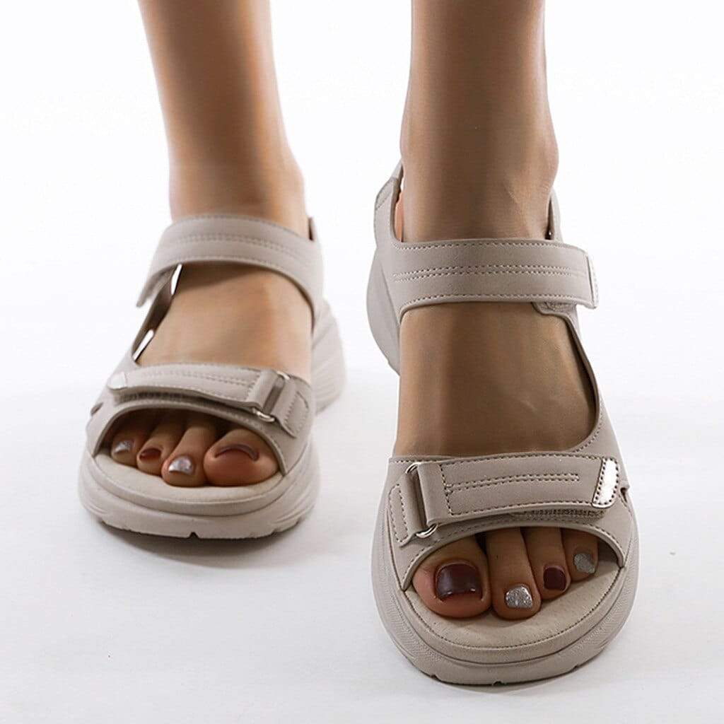 Women's hiking sandals with double strap and velcro closure, lightweight